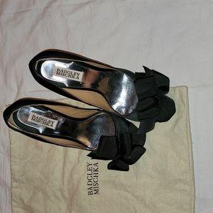 Badgley Mishka Black Ribbon Heels, Size 7.5